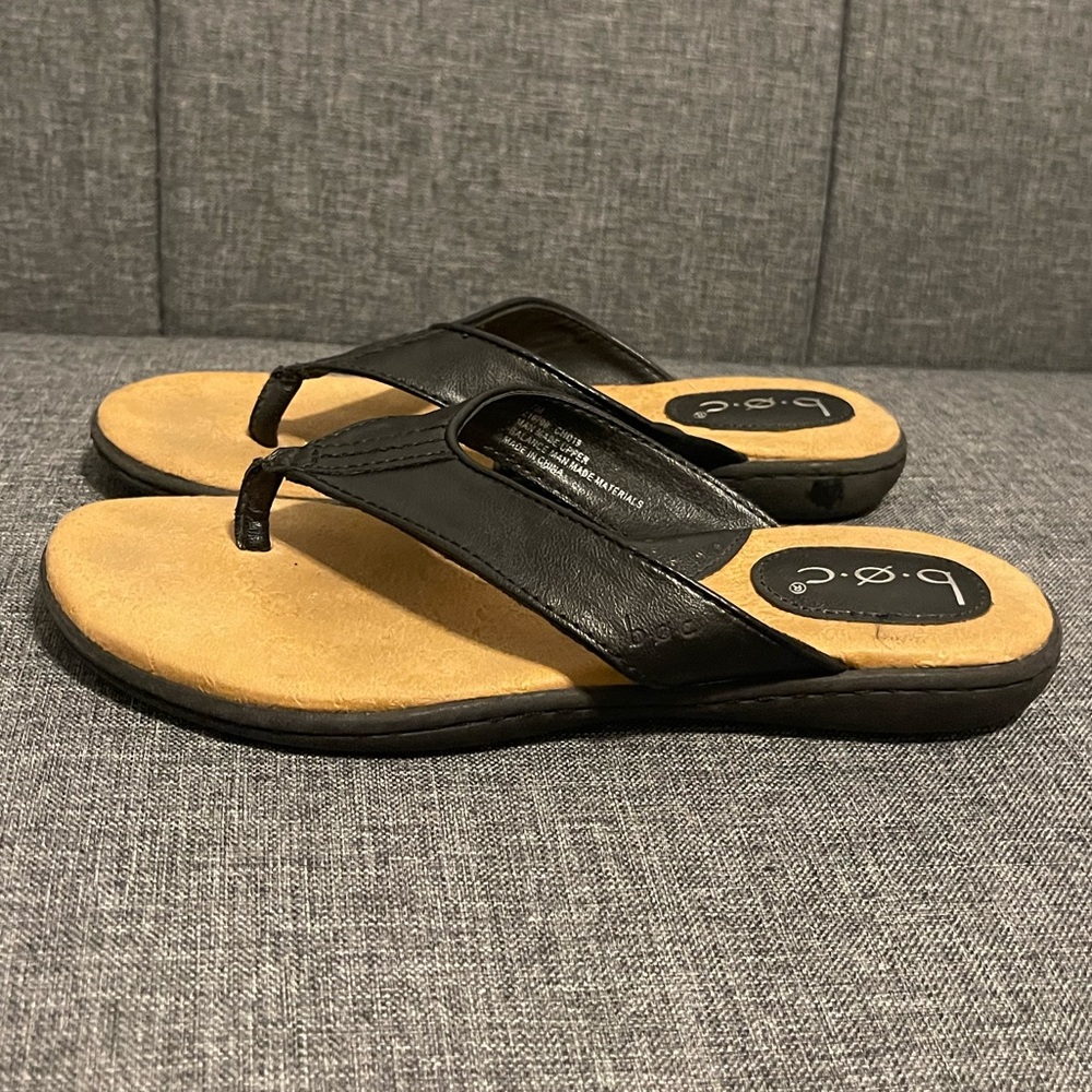 b.o.c black sandals, Flip-flops Size 7 - Picture 6 of 9